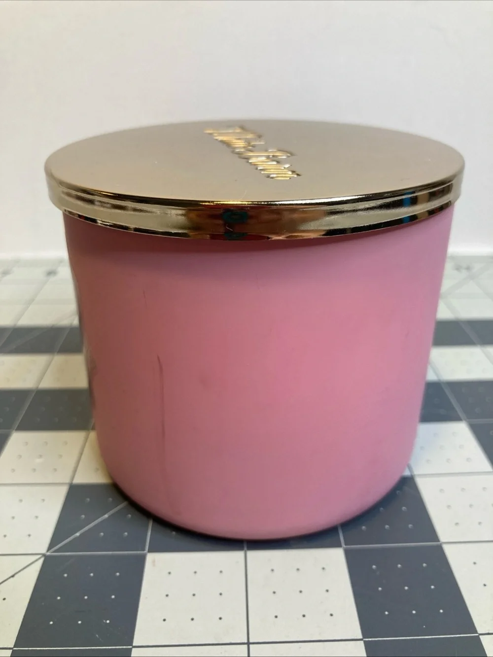 Bath & Body Works white barn